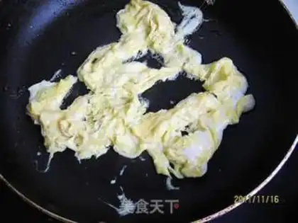 Make Oscillated eggs step 3