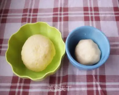 Make Sausage rolls step 7