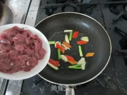 Make Scrambled beef step 3