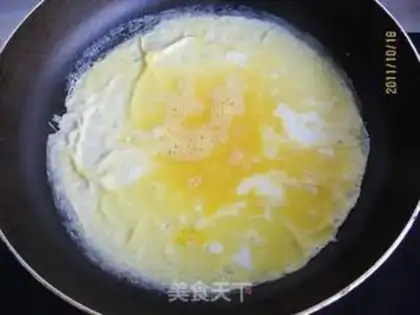 Make A spinach omelet step 2