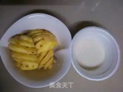 Make Caramel pineapple steamed eggs step 1