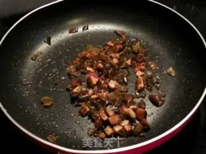 Make Ham and pepper and eggs step 2