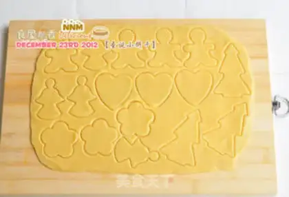 Make Christmas cookies step 5