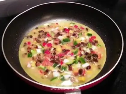 Make Ham and pepper and eggs step 5