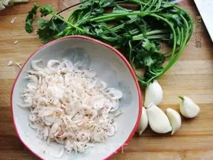 Make Shrimp and cabbage step 2