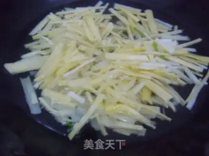 Make Colored meat silk step 2