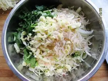 Make Shrimp and cabbage step 5