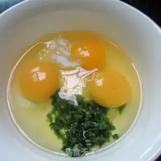 Make Onion eggcake step 0