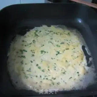 Make Onion eggcake step 2