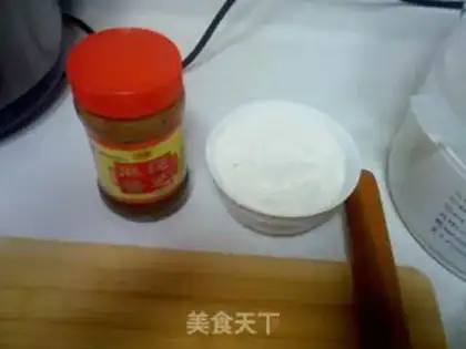 Make Sesame sauce rolls step 1