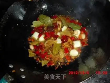 Make Spicy pan on fishbones step 3