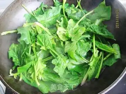 Make A spinach pasta fan step 0