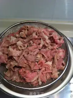Make The fragrance is fried with lamb step 4