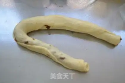 Make Doudou rolls step 8