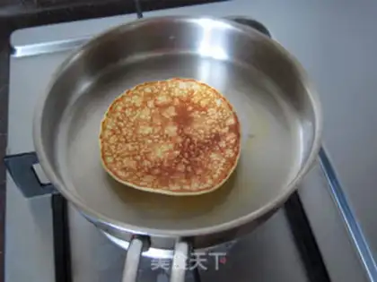 Make Maple syrup hot muffins step 5