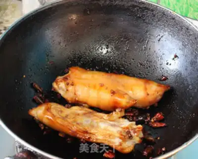 Make Spicy pig hoof step 9