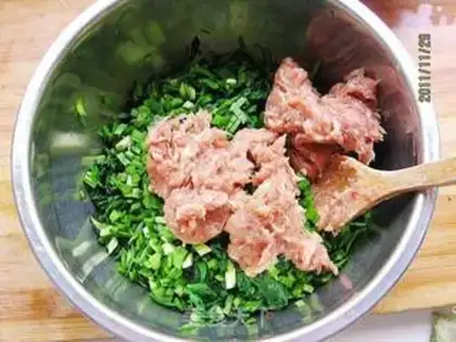 Make Fresh meat buns step 2