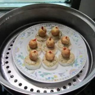 Make Fresh radish meatball eggs step 7