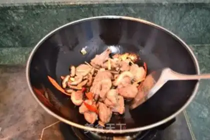 Make Secret beer duck step 3