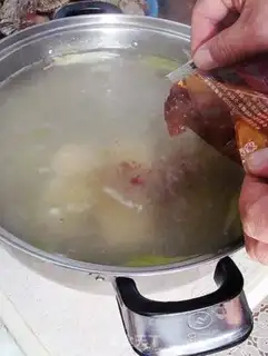 Make Bone soup pan step 2