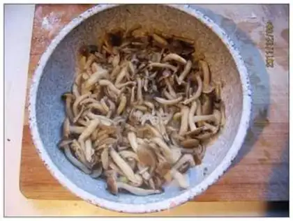 Make Frozen tofu crab mushrooms step 5