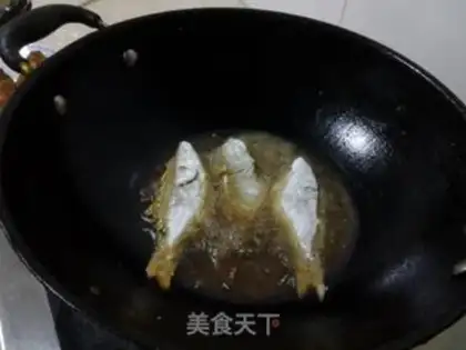 Make Red Shirt Fish step 3