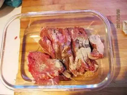 Make Cheese juice steak step 1