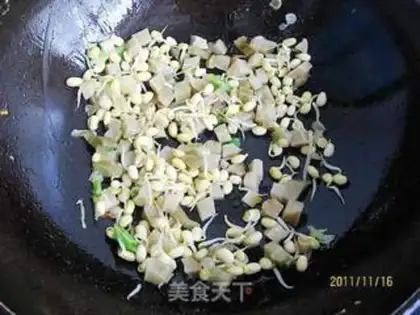 Make Soybean sprouts step 6