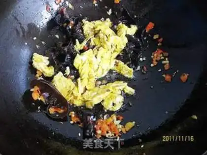 Make Scrambled eggs step 6