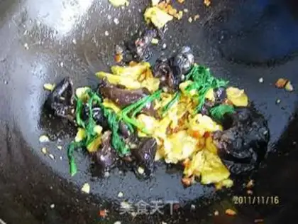 Make Scrambled eggs step 7