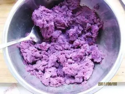 Make Potato ice mooncake step 1
