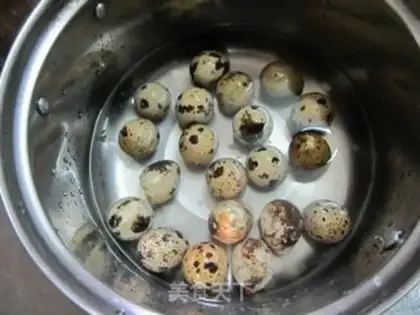 Make Five cedar quail eggs step 1
