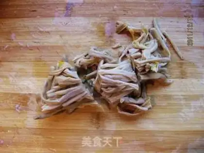 Make Red pork meatballs step 4