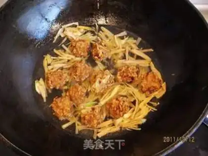 Make Red pork meatballs step 6