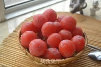 Make Tomato cake step 0