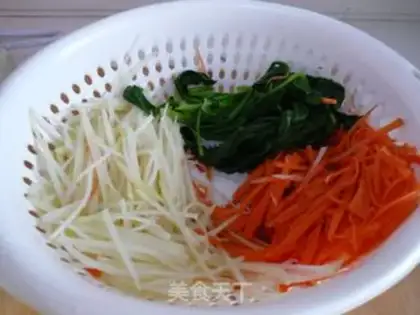 Make Vegetable rolls step 0
