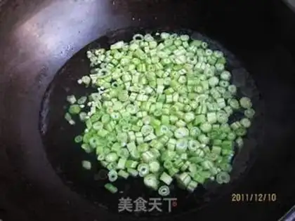 Make The last four seasons of gravy step 2