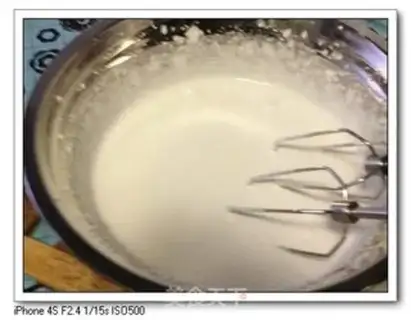 Make Christmas gingerbread house step 12