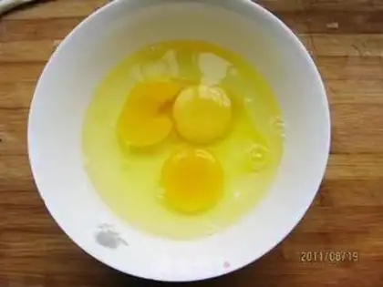Make Bitter eggs step 1