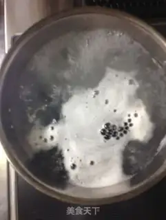 Make Garlic black pearl noodles step 8
