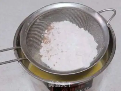 Make Christmas stake cake step 3