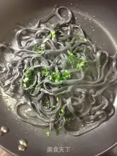 Make Garlic black pearl noodles step 13
