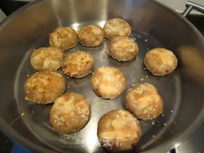 Make Pretzel sauce. Chessies step 17