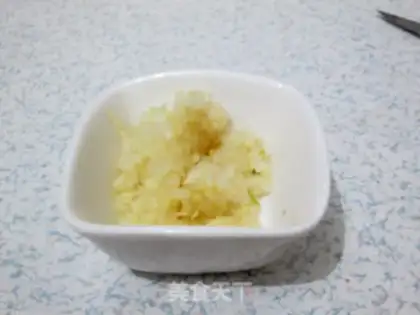 Make Caviar salad step 1