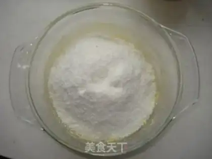 Make Gold coconut ball step 3