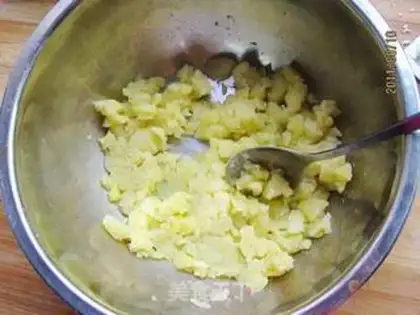 Make Mashed macaroni step 1