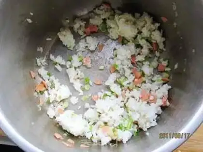 Make Curry rice pancakes step 0