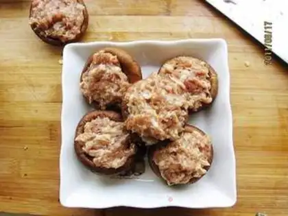 Make Fried mushroom meatballs step 2