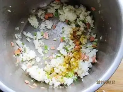 Make Curry rice pancakes step 1