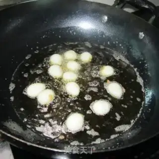 Make Cracker eggs step 1